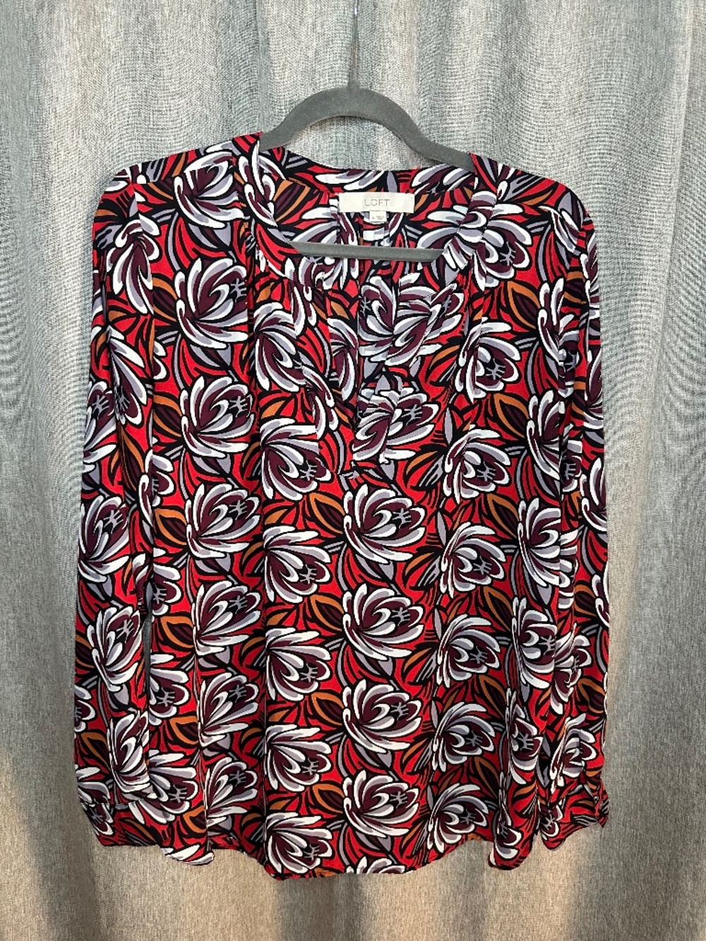 LOFT Red Abstract Floral Long Sleeve Blouse - Medium